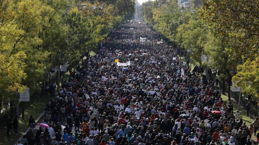 Близо 200 хиляди излязоха на протест в Мадрид