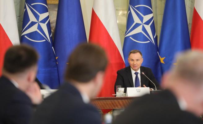 Президентът на Полша: Няма заплаха за гражданите след експлозията