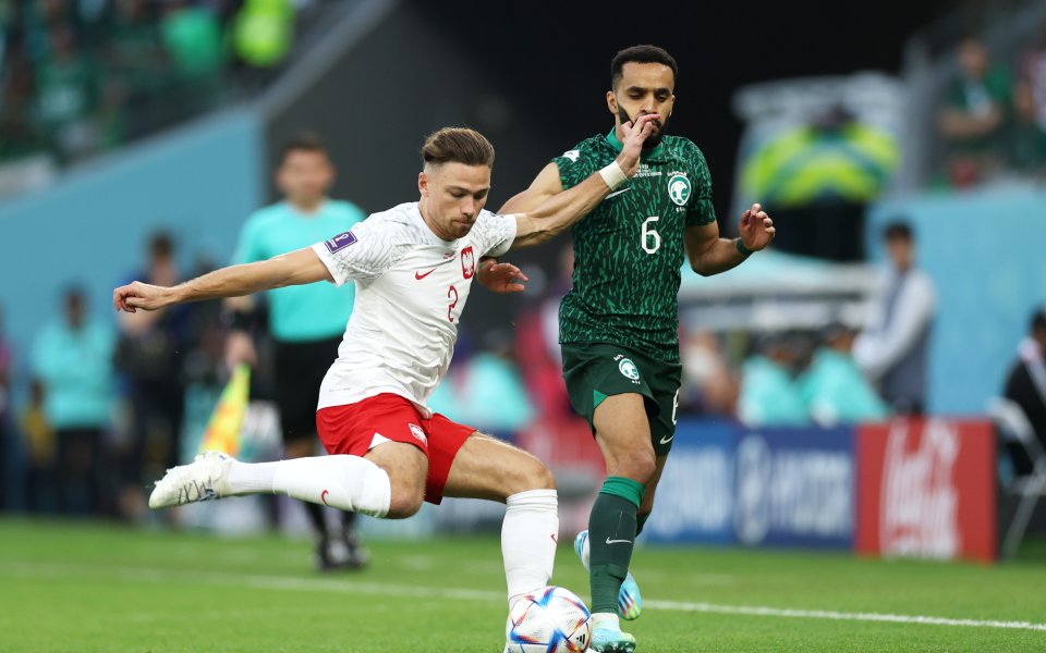 Отборите на Полша и Саудитска Арабия играят при резултат 1:0
