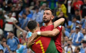ГЛЕДАЙ НА ЖИВО: Португалия - Уругвай 1:0, поредица от пропуски за "урусите"