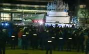 Протест срещу връщането на хартиената бюлетина блокира движението пред Народното събрание