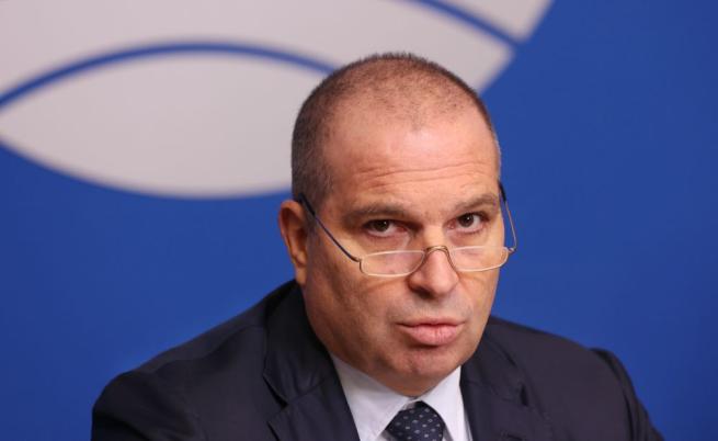 Гроздан Караджов: Комисията за Нотариуса цели замитане на случая
