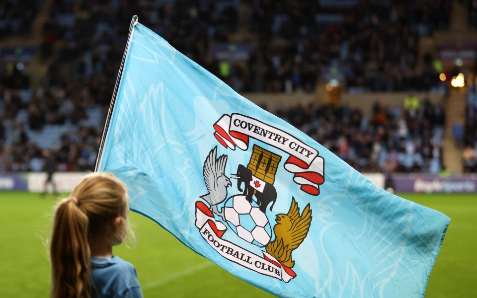 Клубът от английския Чемпиъншип - Ковънтри Сити е получил известие, че трябва