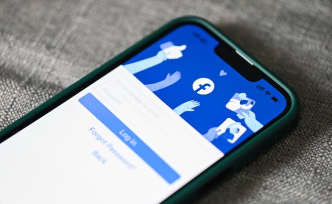 Meta пуска платени абонаменти за Facebook