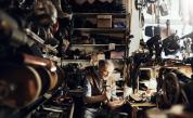Фабрика в Пещера произвежда обувки за световноизвесрни филми и сериали