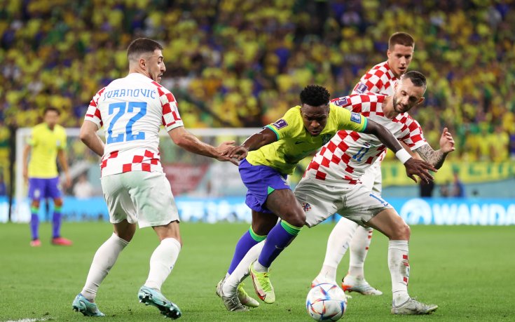 ГЛЕДАЙ НА ЖИВО: Хърватия vs Бразилия 0:0, натиск на Селесао