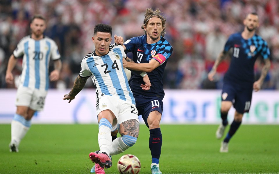 Аржентина и Хърватия играят при 1:0 в първия полуфинален мач от