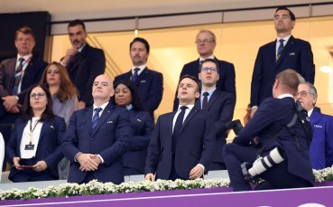 Френският национален отбор по футбол изстрада но победи с 2 0