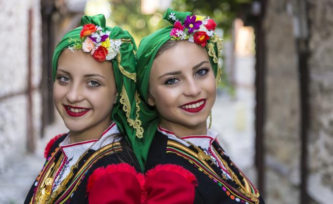 Магия като никоя друга: Българските народни танци