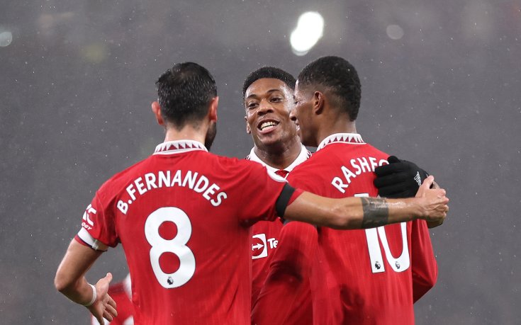 Манчестър Юнайтед мина през Нотингам Форест без особени затруднения