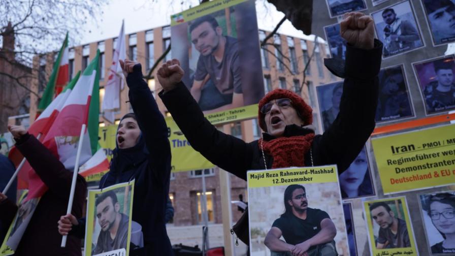 Масови протести в Иран
