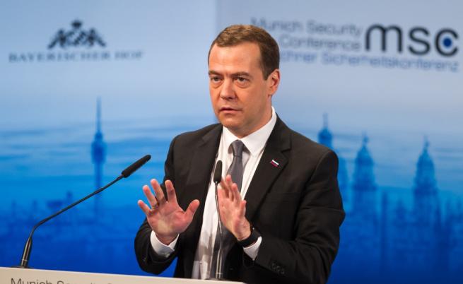Медведев: Доставяните на Киев танкове 