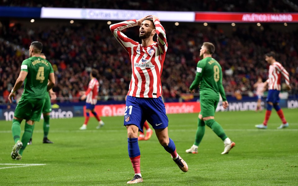 Барселона се съгласи да продаде Мемфис Депай на Атлетико Мадрид