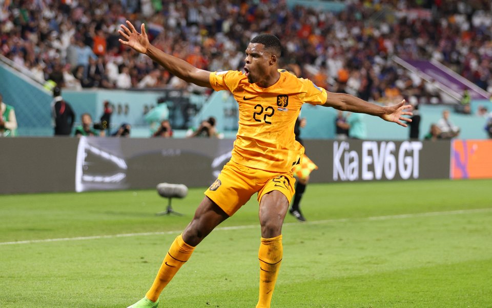 Челси планира да подпише десен бек, който да замени Рийс