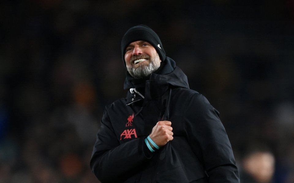 В опит за преодоляване на съперничеството, най-великият мениджър на Манчестър Юнайтед,