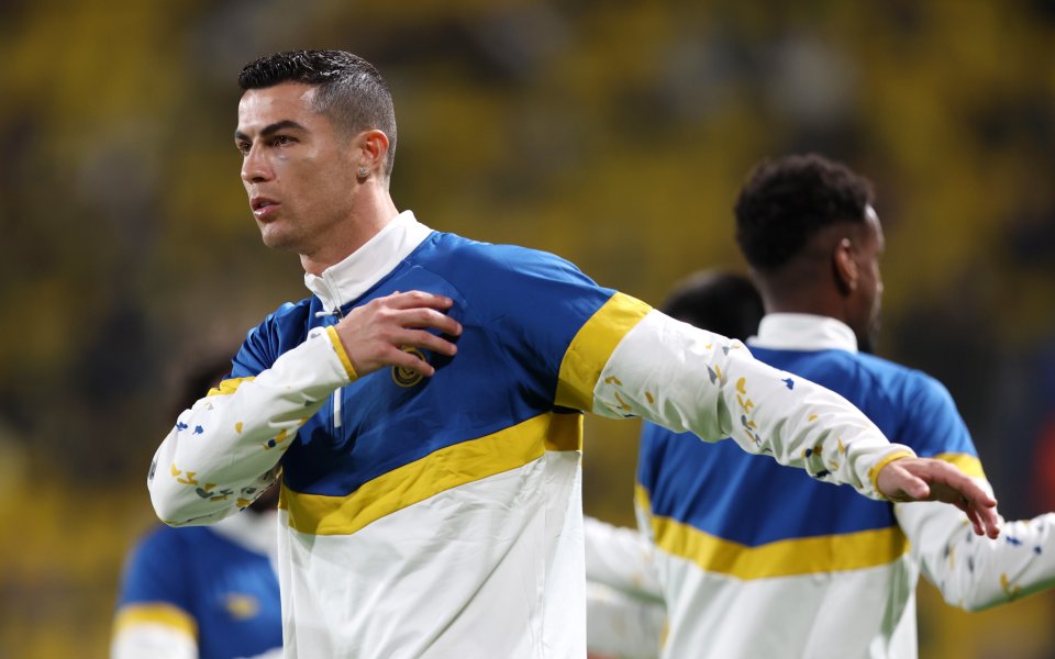 Детето, което трябваше да излезе заедно с Кристиано Роналдо на