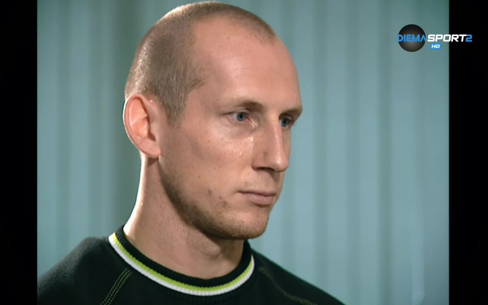 Яп Стам е бивш датски футболист. Играе за отбори като