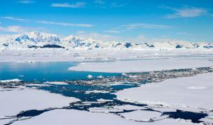 <p>&bdquo;Невиждана досега пандемия&ldquo; и потопени градове: Ако ледовете на Антарктика се разтопят</p>