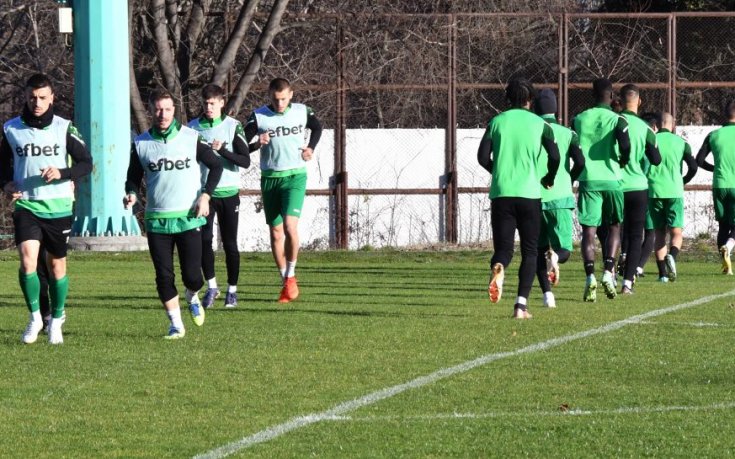 Берое поднови тренировки на българска земя