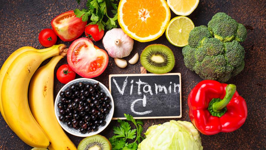 Мощният витамин C и борбата му със сезонните вируси
