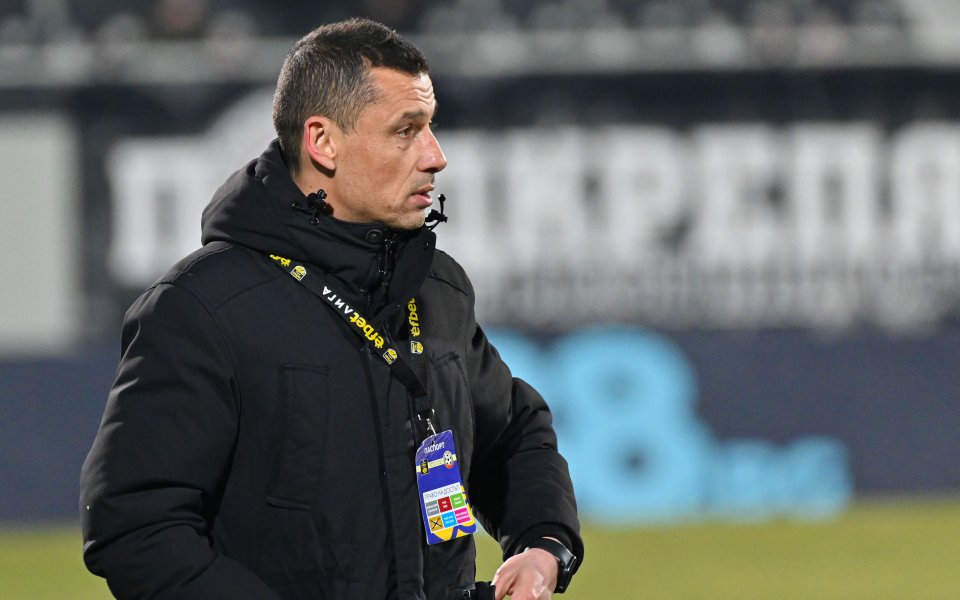 Локомотив Пловдив продължава да търси начин, по който да подсили