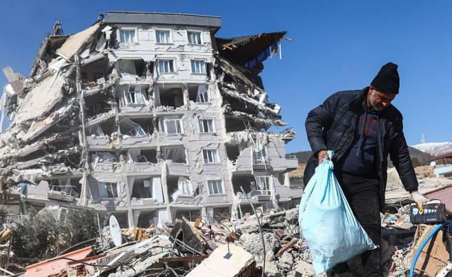 След земетресенията в Турция: Лекари предупреждават за последиците върху здравето