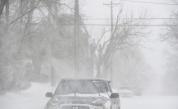 Страховита снежна буря затвори участък от магистрала в САЩ