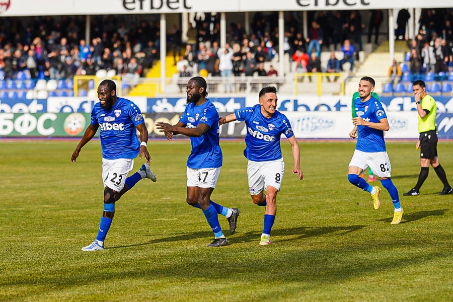 Спартак Варна Ботев Враца1