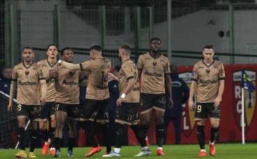 Отборът на Ланс направи грешна стъпка при гостуването си на