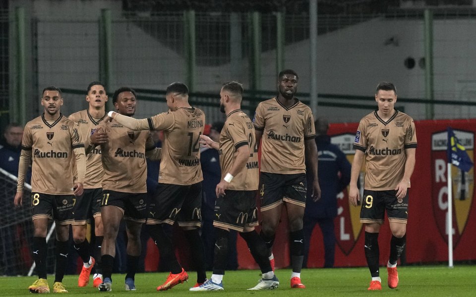 Отборът на Ланс направи грешна стъпка при гостуването си на