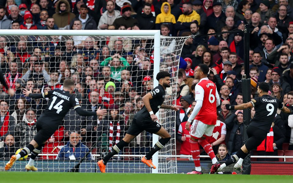 Попадението на Филип Билинг от Борнемут срещу Арсенал е вторият