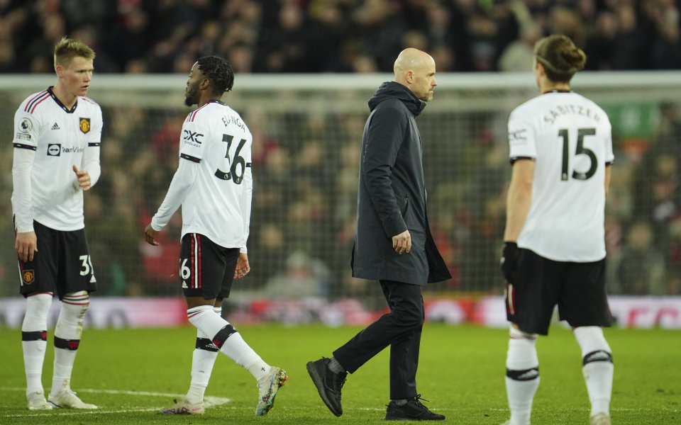 Халфът на Манчестър Юнайтед Каземиро може да пропусне първия сблъсък