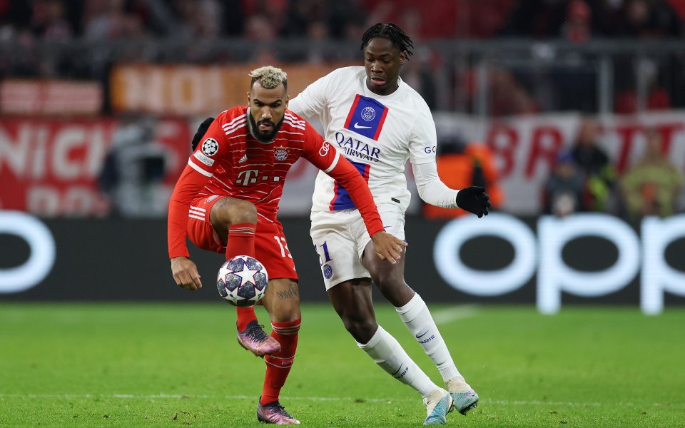 Отборите на Байерн Мюнхен и Пари Сен Жермен играят при