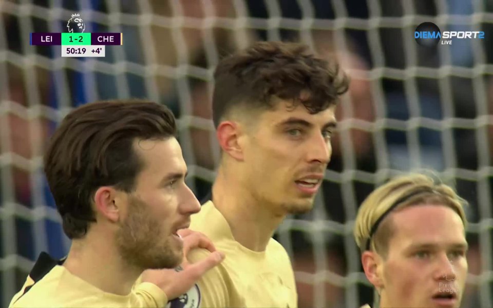 Отборът на Челси води с 2:1 на Лестър след първото