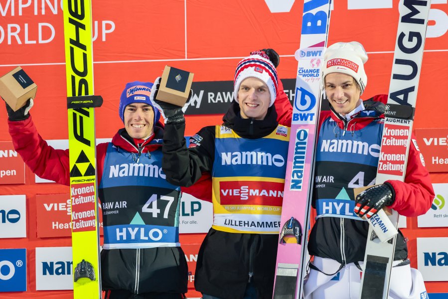 Халвор Гранеруд спечели старта за Световната купа в ски скока1