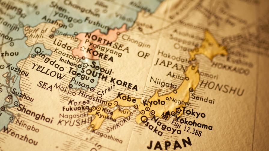 Южна Корея ще "нормализира" ключово военно споразумение с Япония