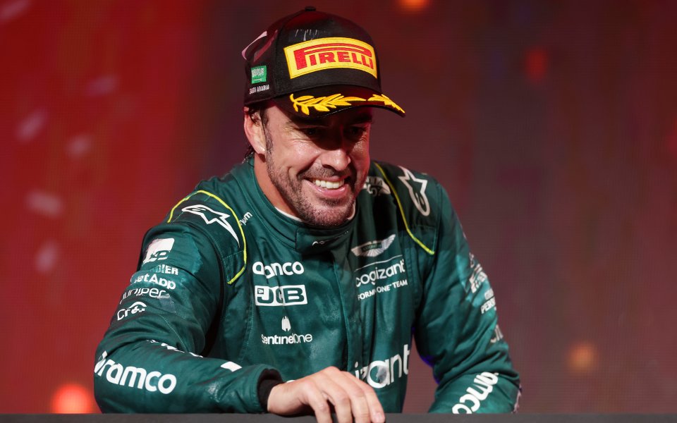 Ветеранът Фернандо Алонсо завърши надпреварата за Гран При на Саудитска
