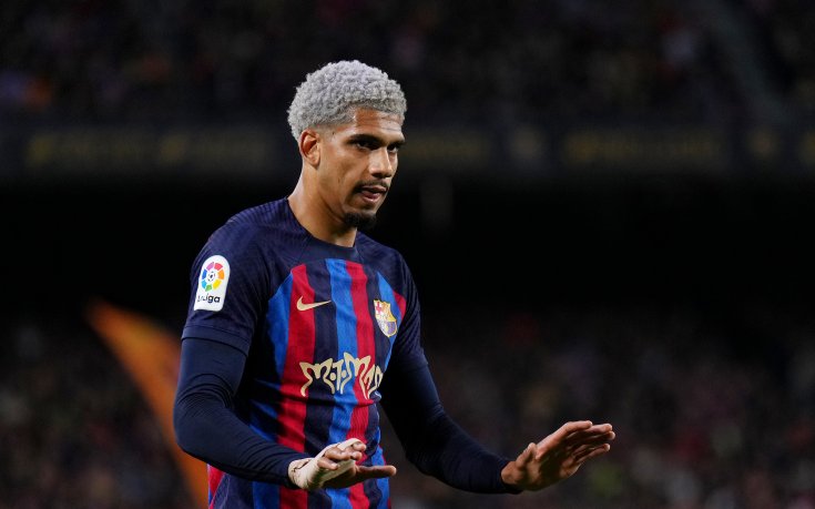 Защитник на Барселона с контузия след Ел Класико