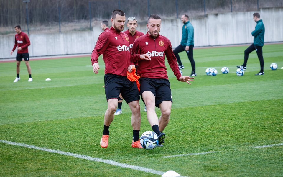 Един от помощниците на селекционера на България Младен Кръстаич -