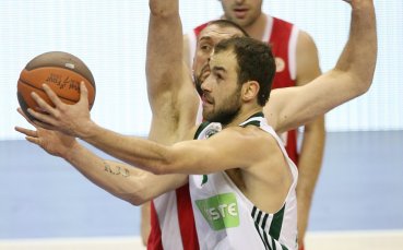 Баскетболният Олимпиакос обяви че планира да извади от употреба екипа
