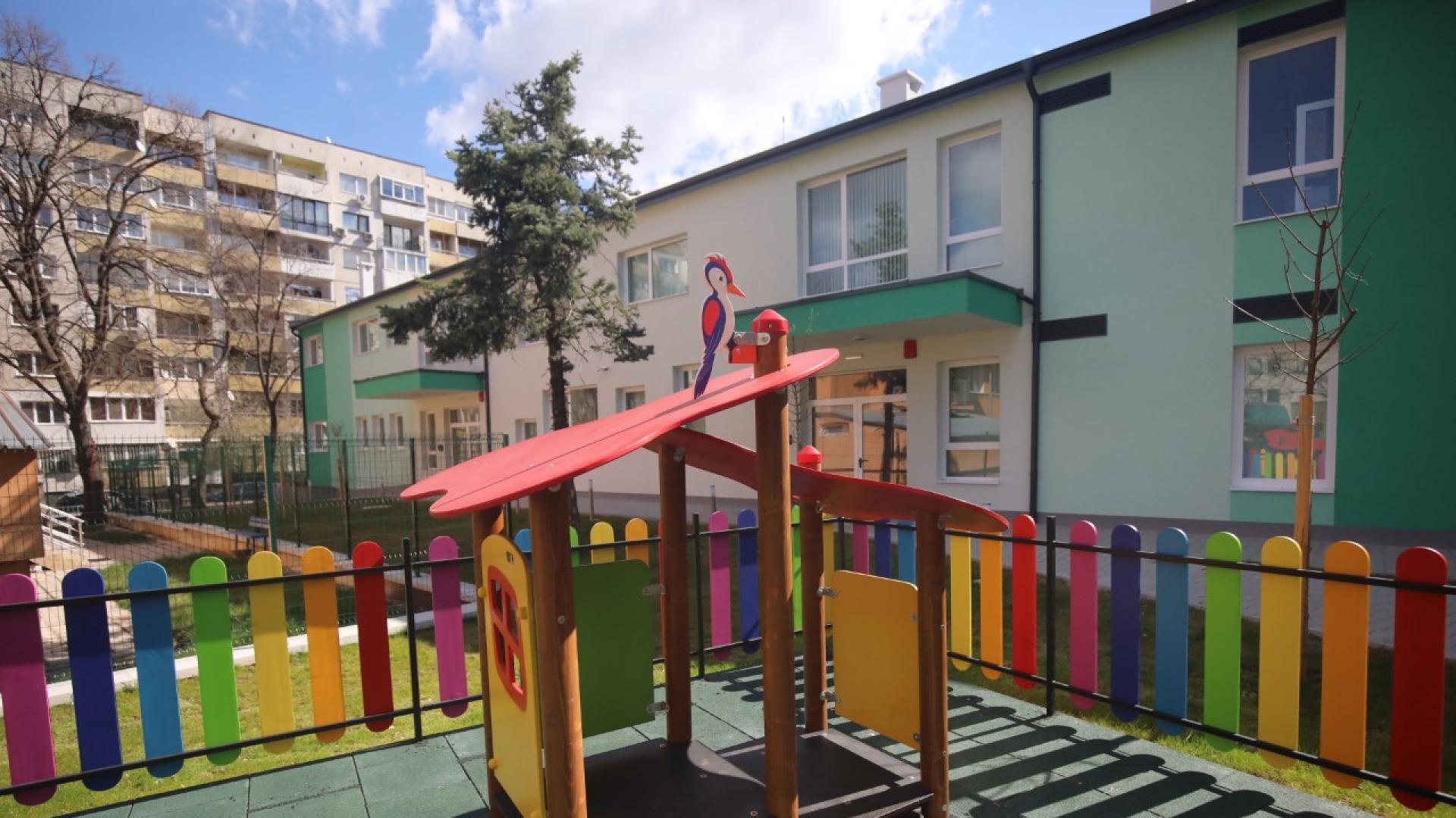 Генчо Биволарски директор на ДГ Мир в Пловдив от която