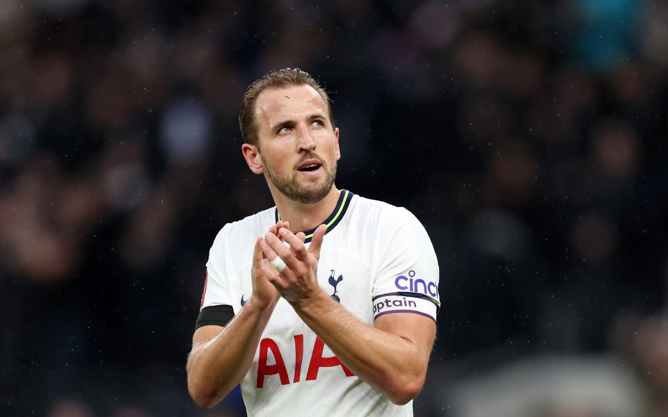 Невъзможно е Хари Кейн да остане извън заглавията тези дни