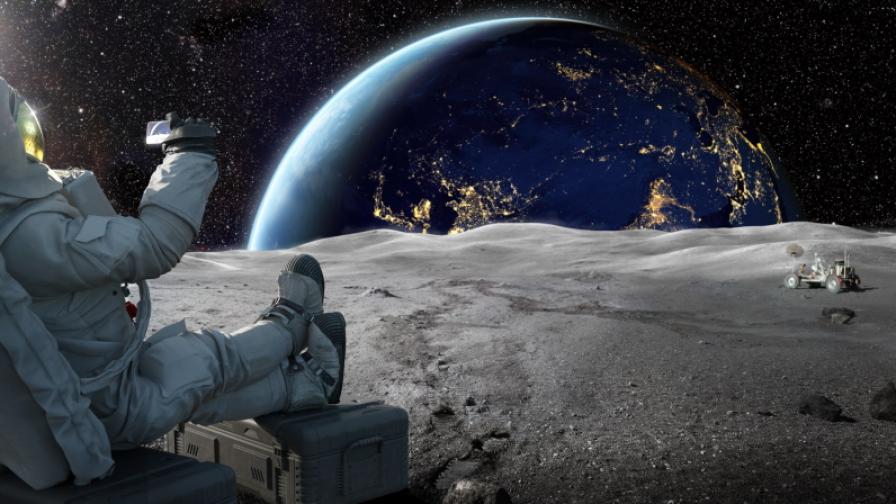 Интернет на Луната? Не, астронавтите няма да скролват в TikTok