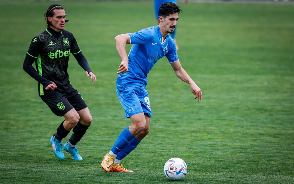 Левски и Витоша играят при 0:0 в поредната контрола на