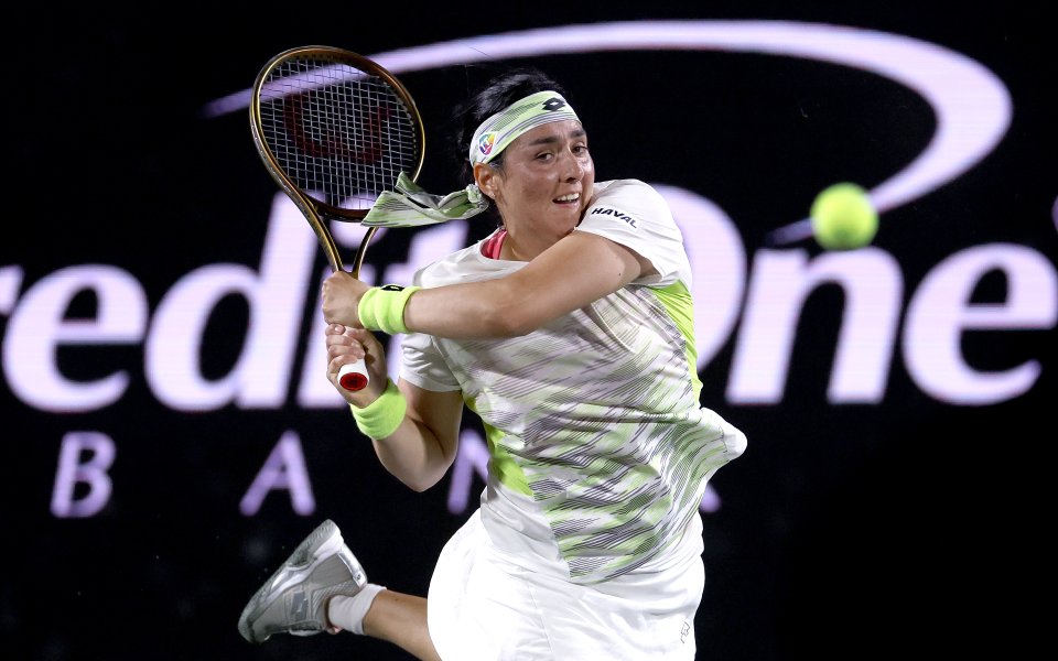 Номер 5 в световната ранглиста Онс Жабюр (Тунис) се класира