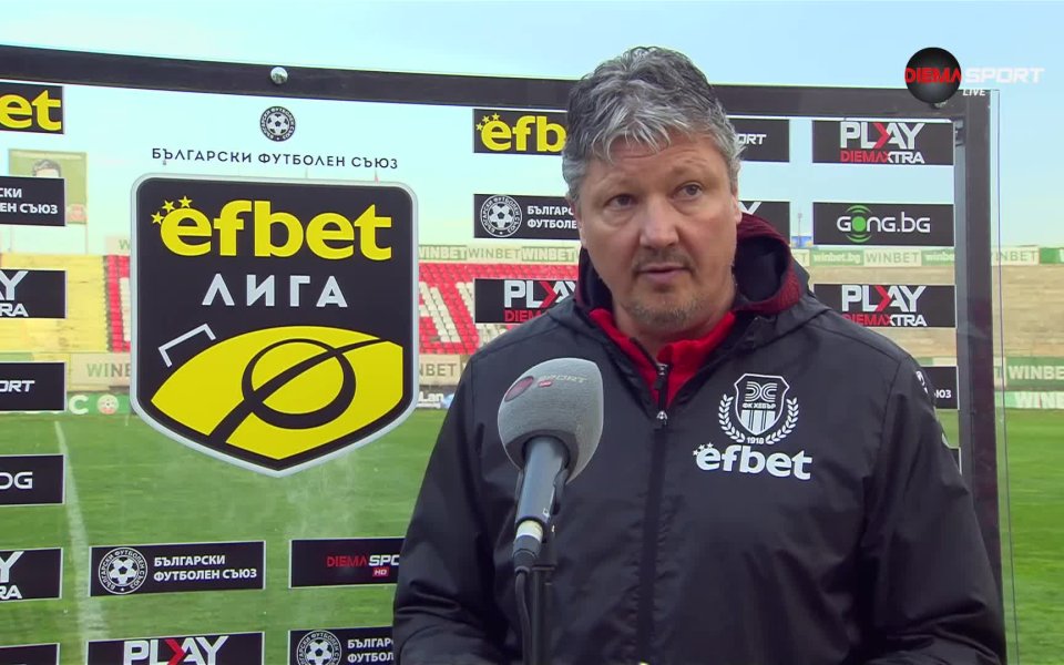 Наставникът на Хебър – Любослав Пенев, не изневери на стила