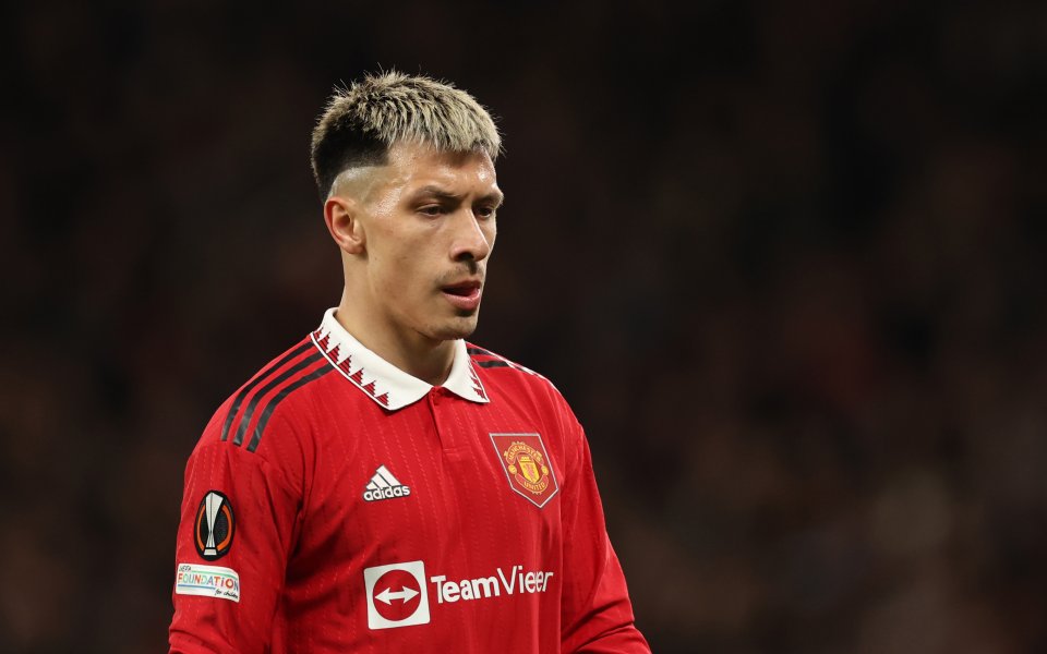 Най-лошите страхове на Манчестър Юнайтед и Лисандро Мартинес се потвърдиха,