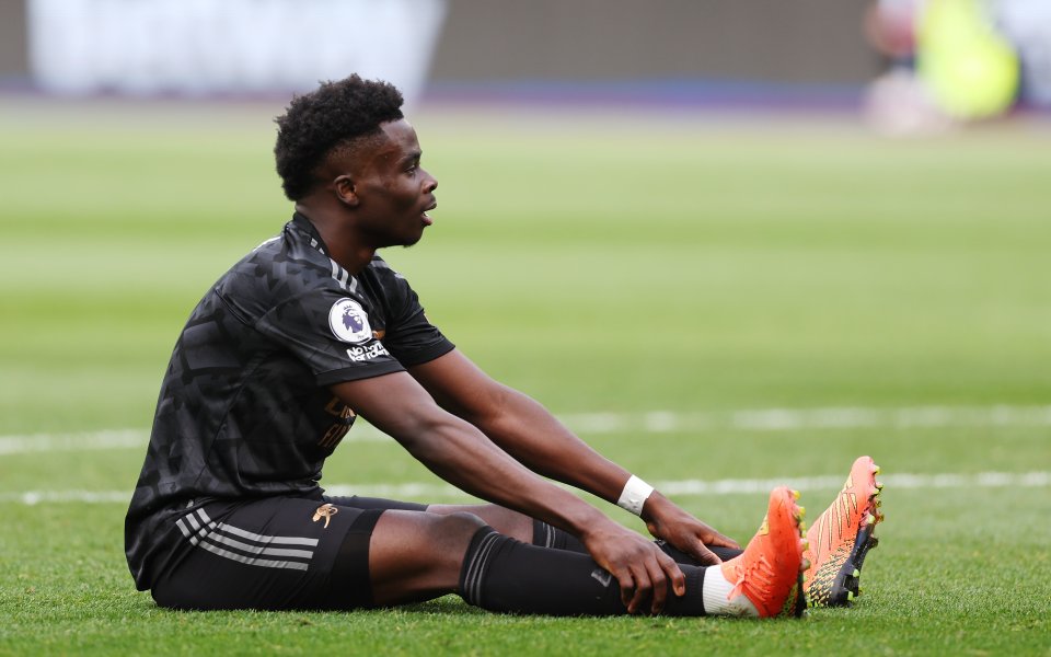 Арсенал е с четири точки пред Сити, но отборът на