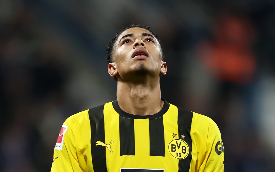 Лидерът в Бундеслигата Борусия Дортмунд не успя да спечели гостуването