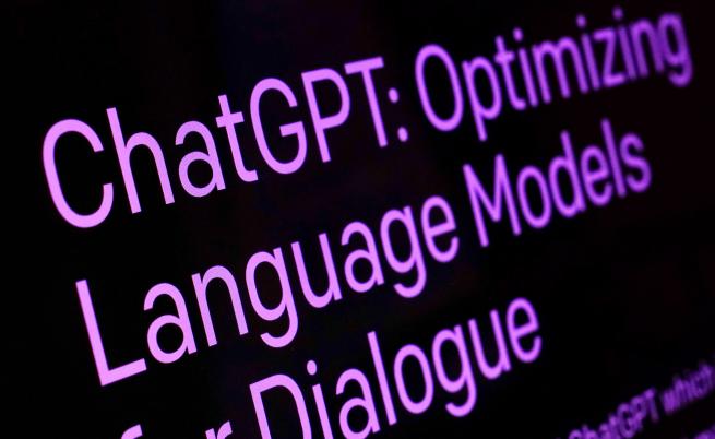 Италия деблокира използването на ChatGPT